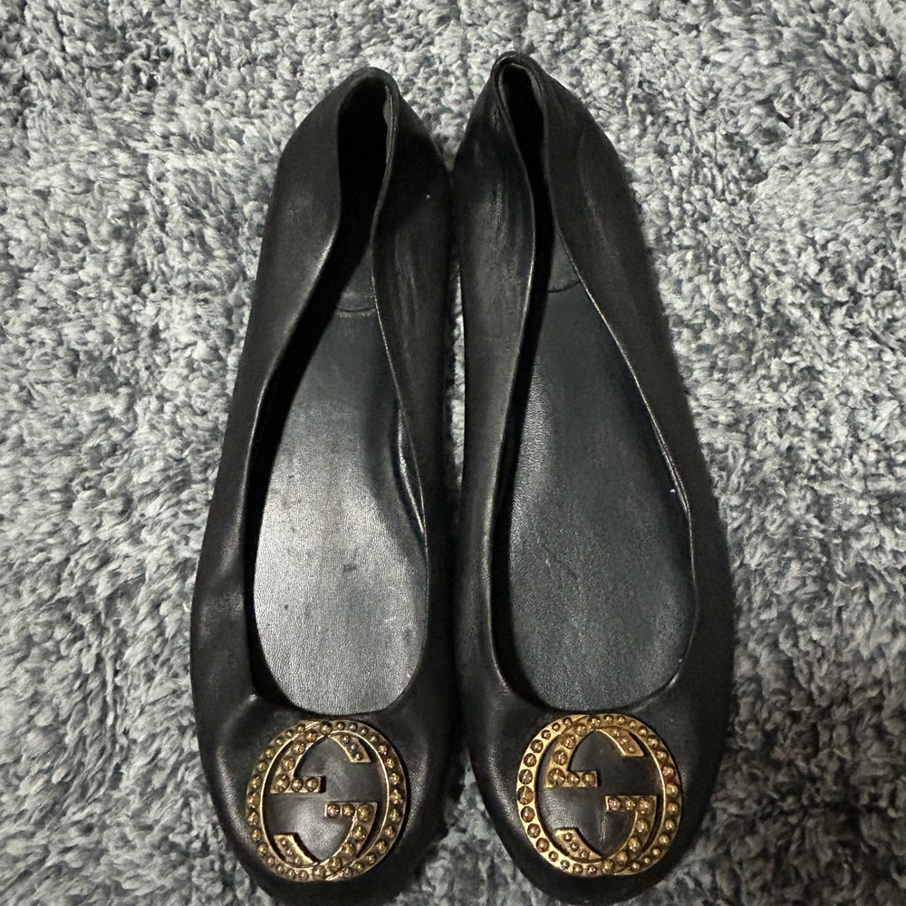Gucci Black Leather Ballet Flats With Gold Hardware Size Forty